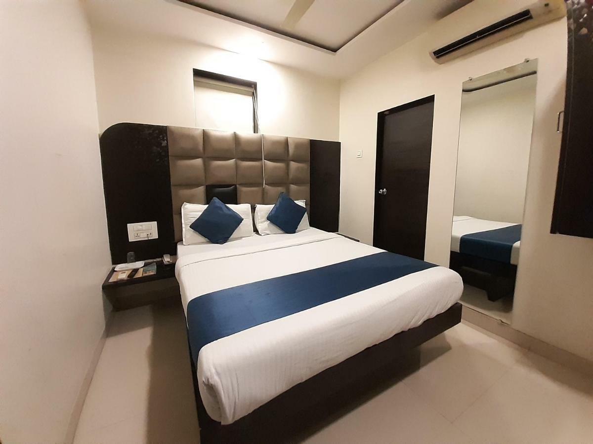 Hotel Hexa Adnoc 2*