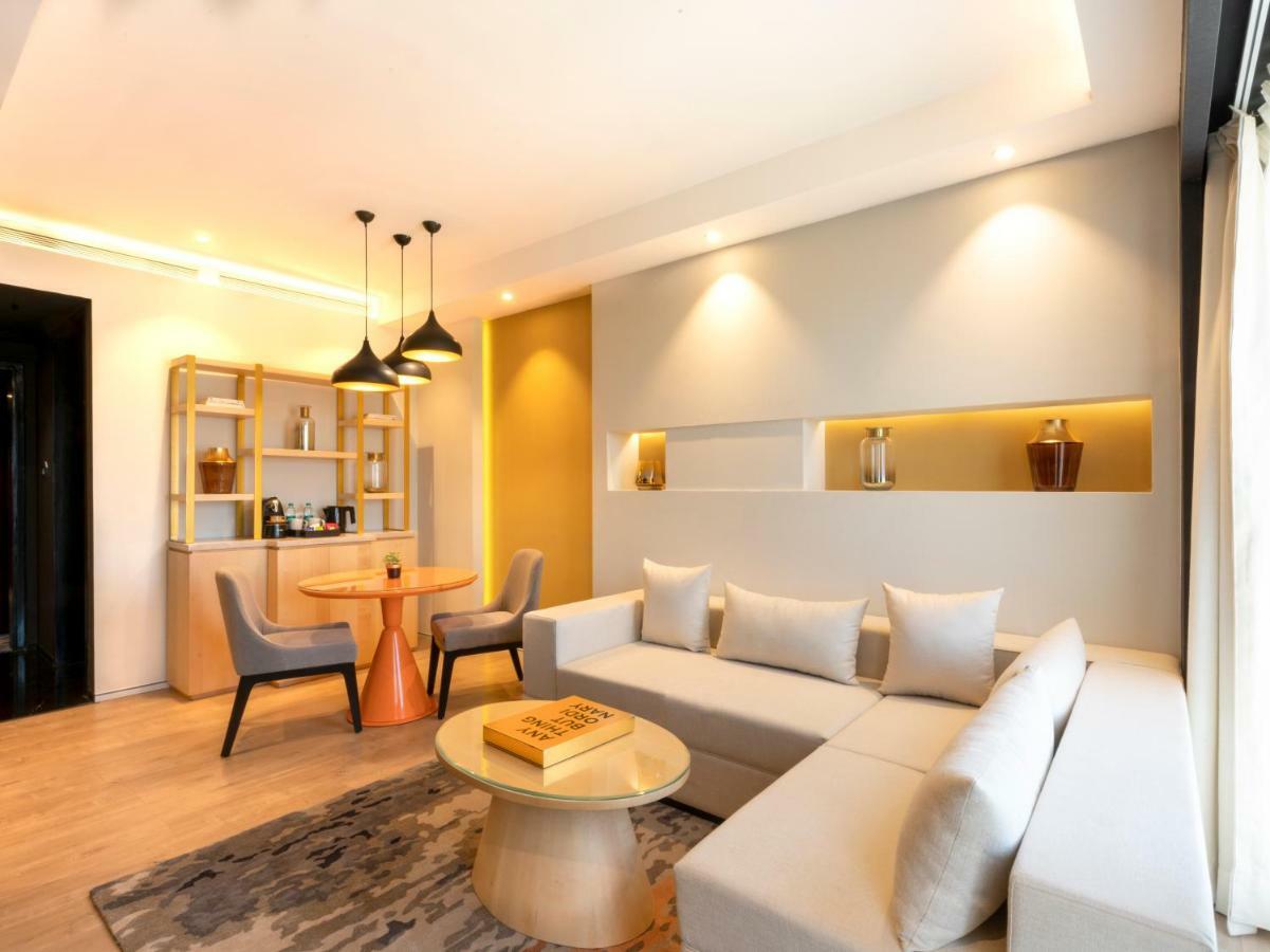 The Park Juhu Hotel 4*