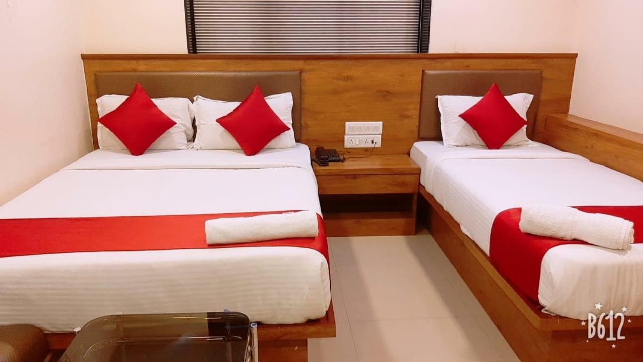 Hotel Happyland