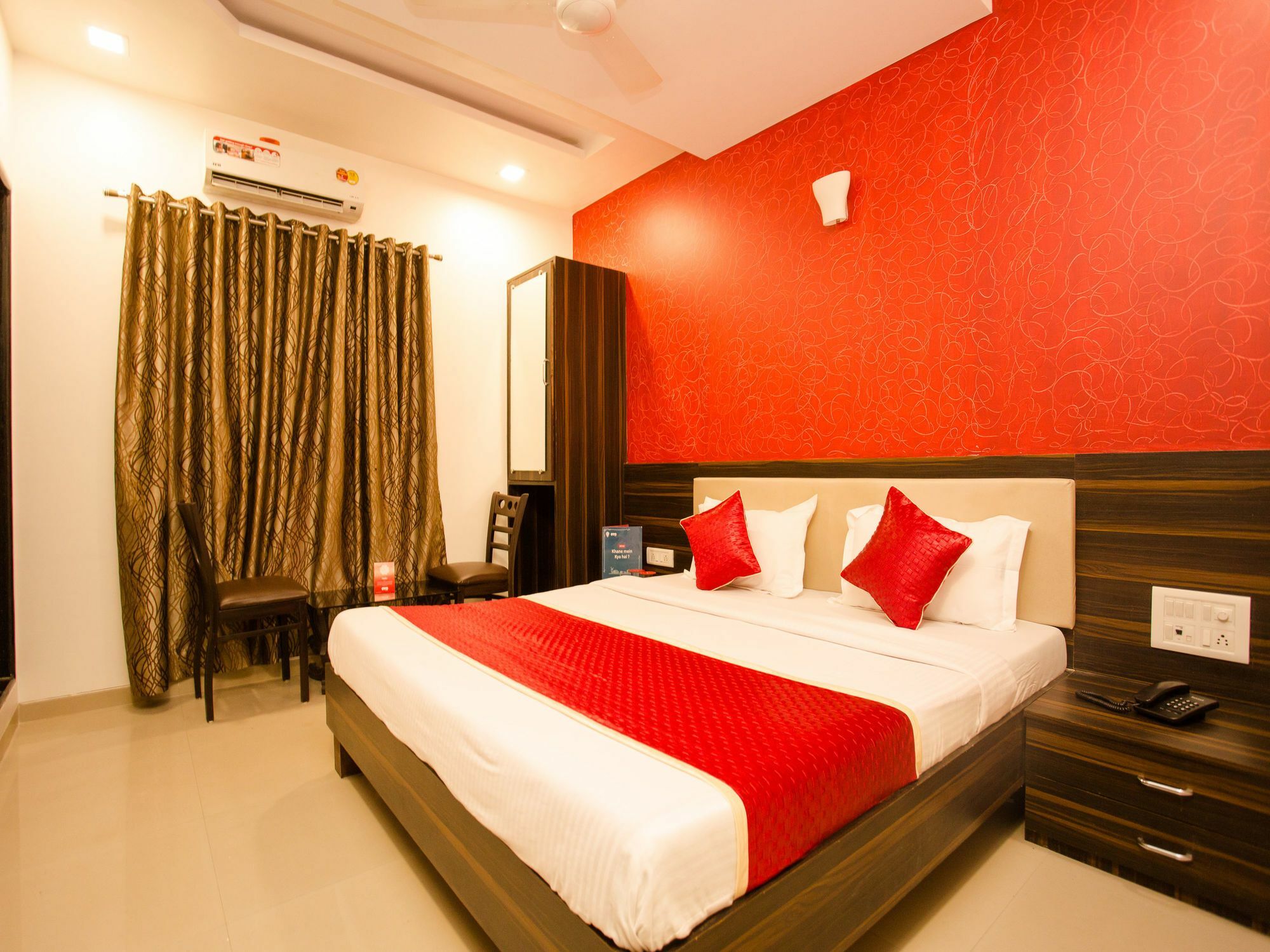 Lodge Adore Palace Mumbai