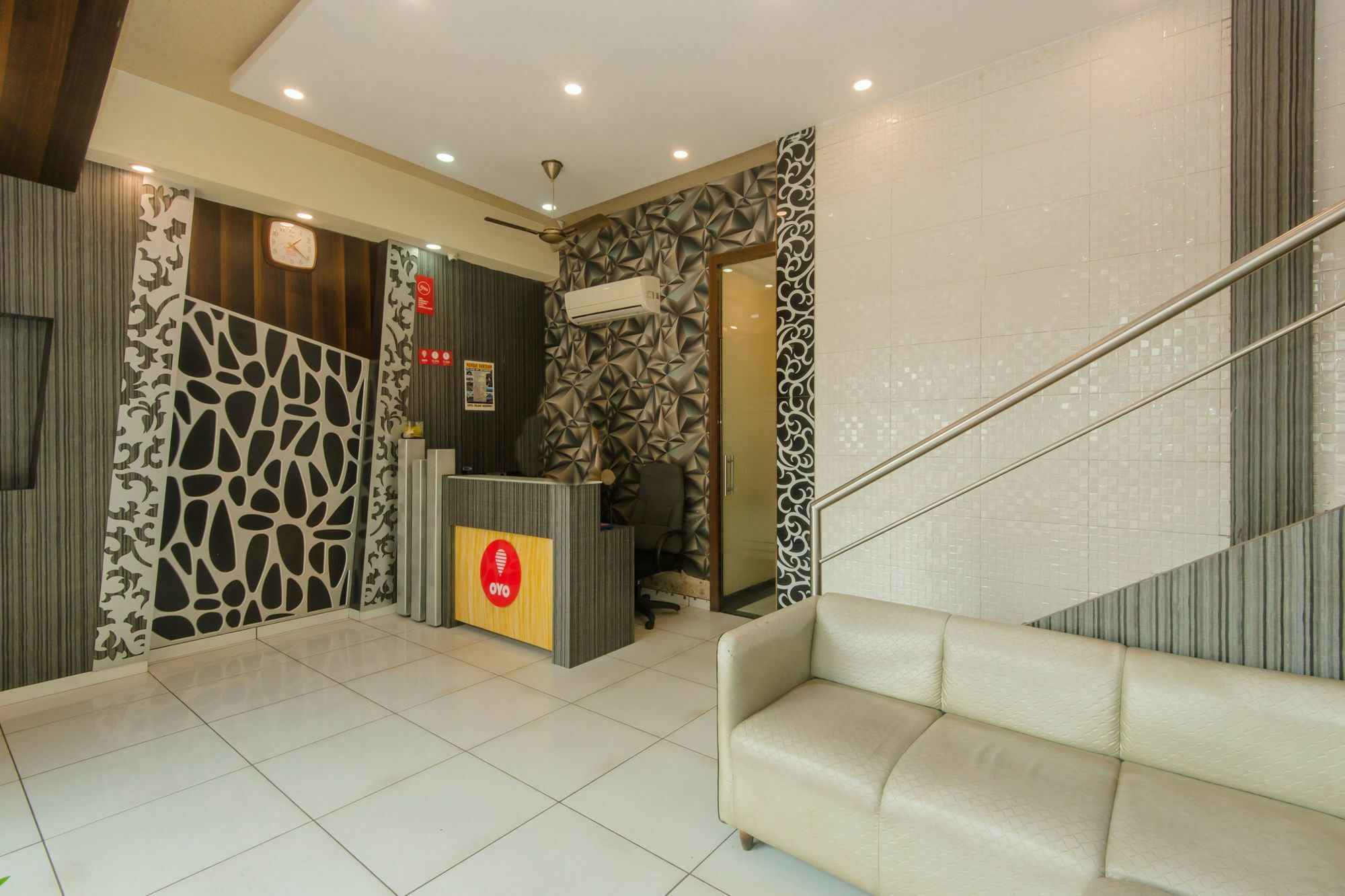 Palace Residency Near Lokmanya Tilak Terminus Hotel