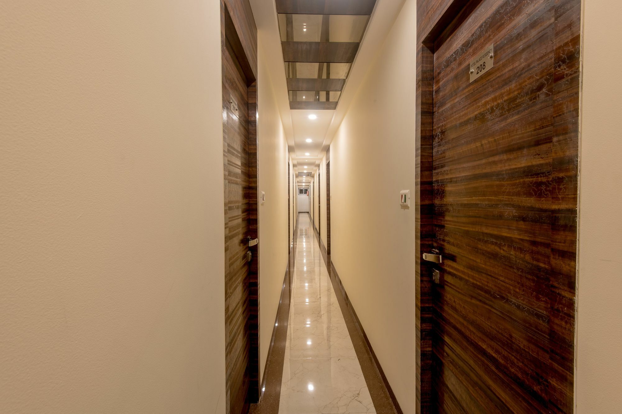 Palace Residency Near Lokmanya Tilak Terminus 2* Mumbai