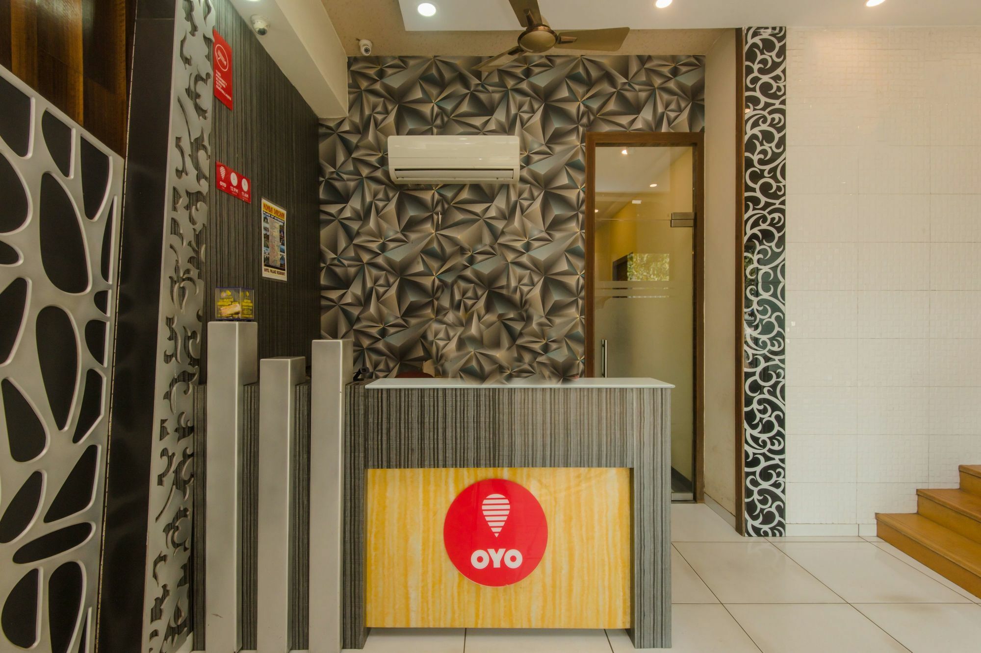 Palace Residency Near Lokmanya Tilak Terminus Hotel