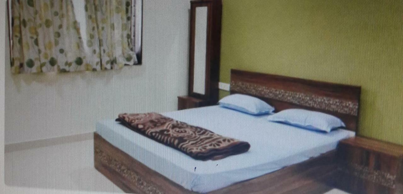 Maangta 111 @ Andheri East 3*