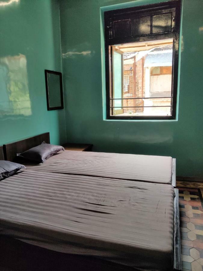 Hebbar's Heritage Hostel Mumbai