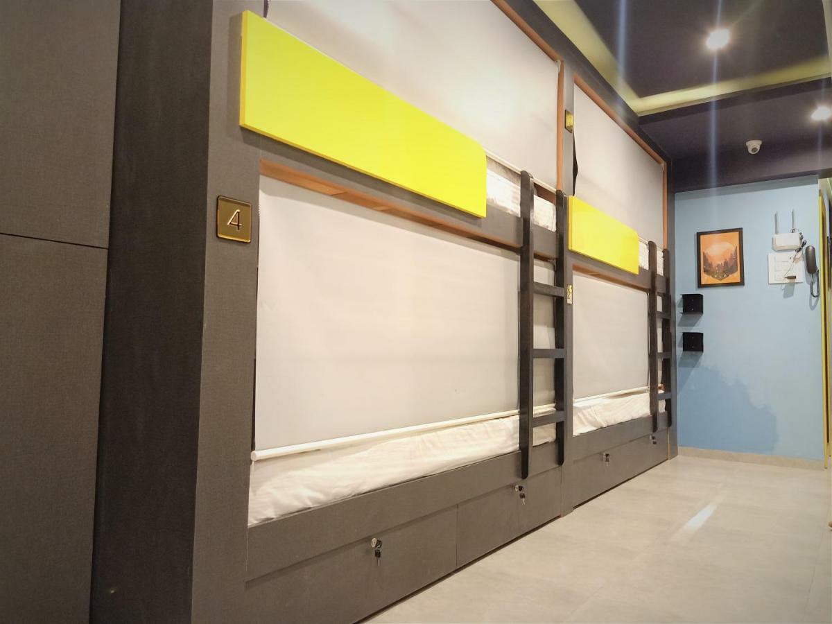 Stayvilla Hostel *