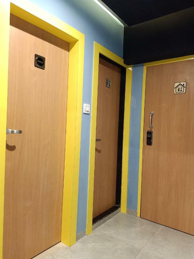 Stayvilla Hostel *