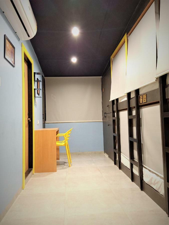 Stayvilla Hostel *