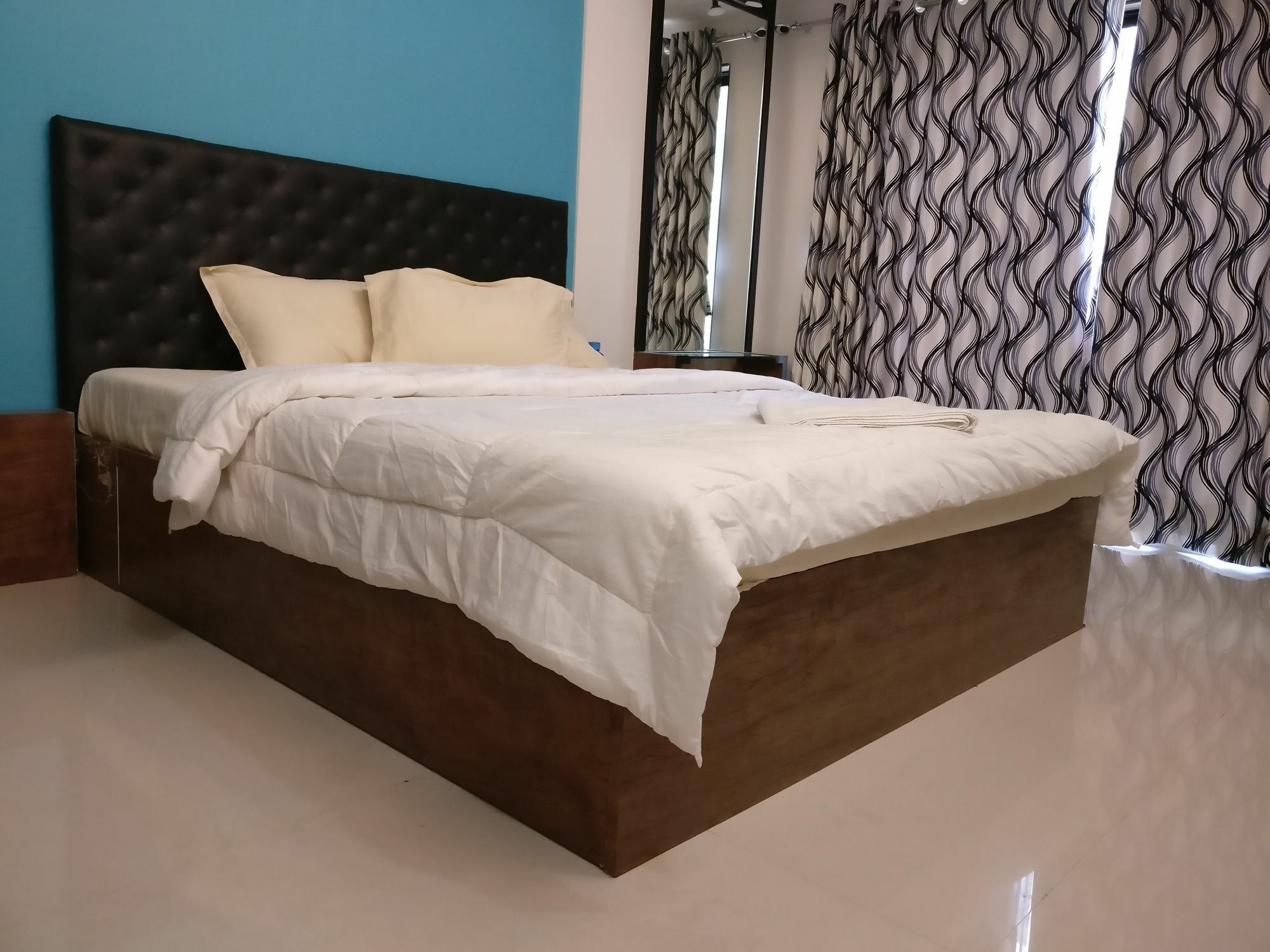 Apartment Bkc Nest Jeevanshila Service