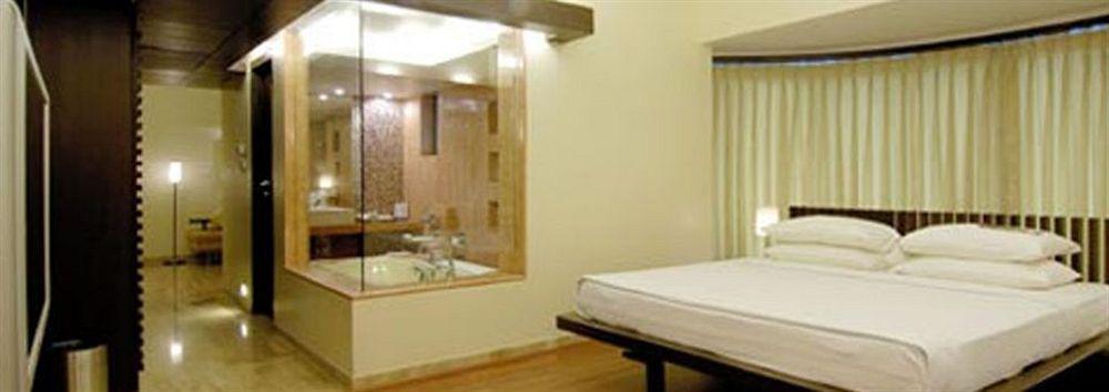 The Mirador 4* Mumbai