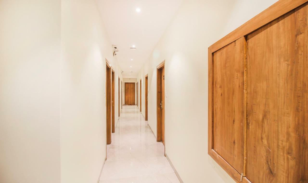 Hotel Deluxe Residency Mumbai