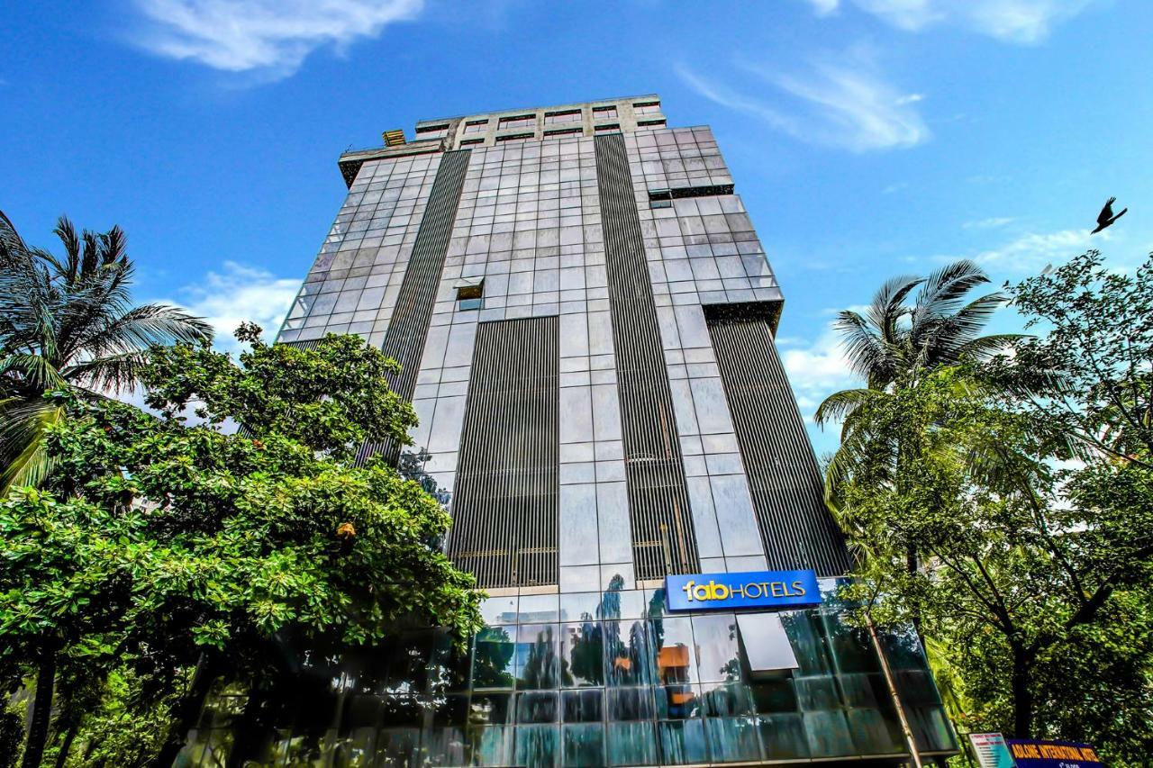Oyo 9187 Adlon International 3* Bombaim