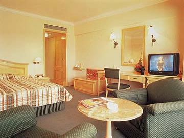 Ramada Plaza By Wyndham Palm Grove Hotel Mumbai