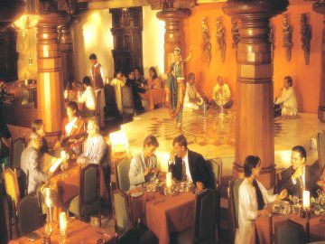 The Taj Mahal Tower, 5*