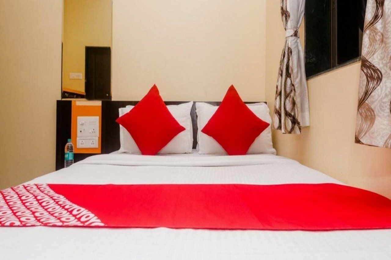 Hotel Collection O Airport Metro Andheri East