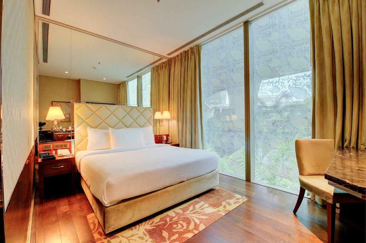 Hotel Niranta Transit Airport - At Arrivals Bombaim