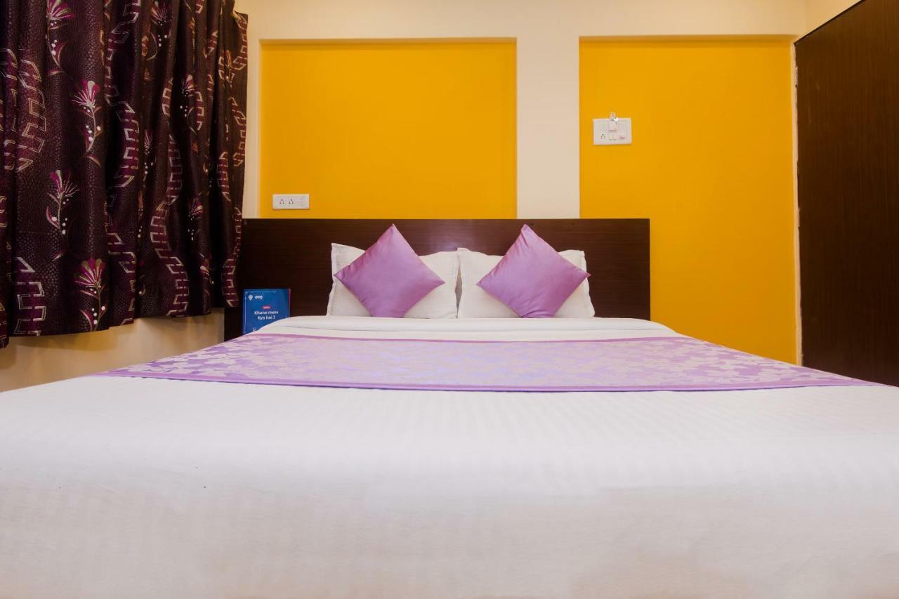 Hotel Oyo 13470 Symphony House 2*
