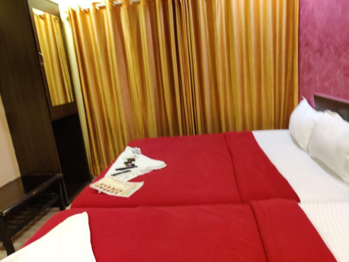 Hotel O Golden Sagar
