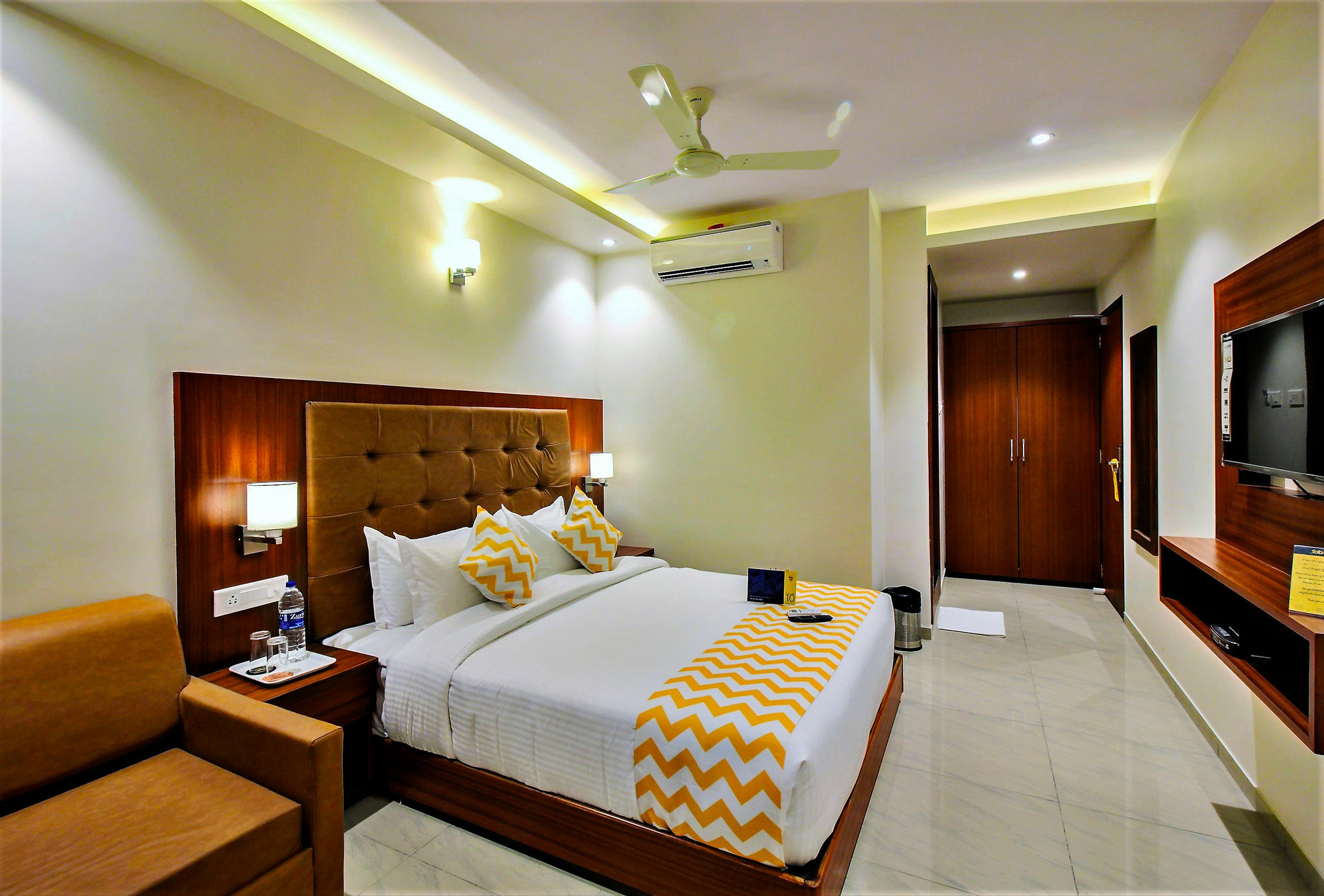 Hotel Super Townhouse Oak Times Square Le Western 3*