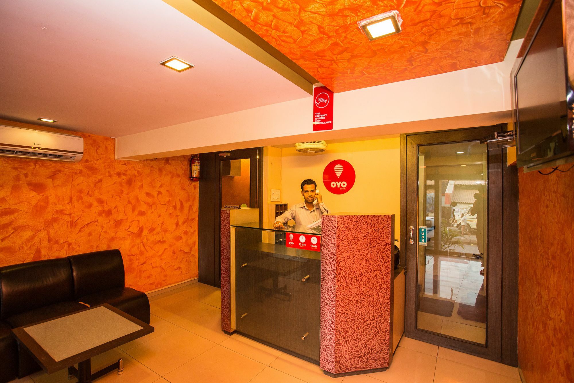 Oyo 8760 Arma Residency Hotel Mumbai