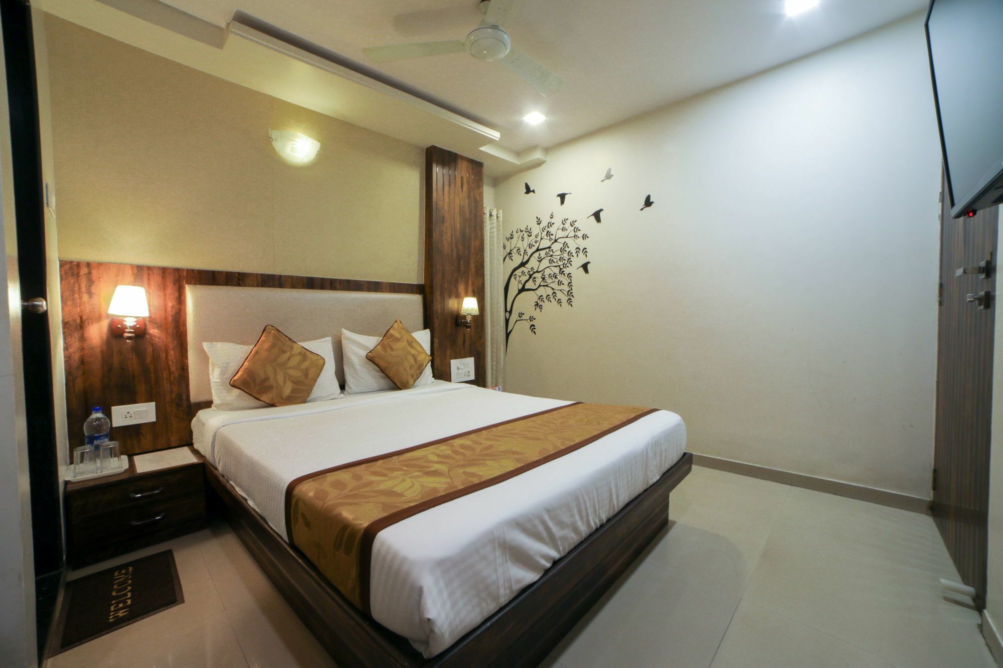 Oyo 4186 Oyster Mumbai
