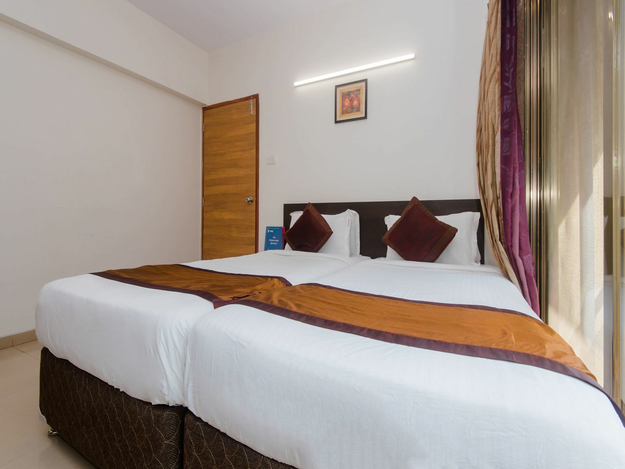 Oyo 633 Ontime Luxurious Hotel