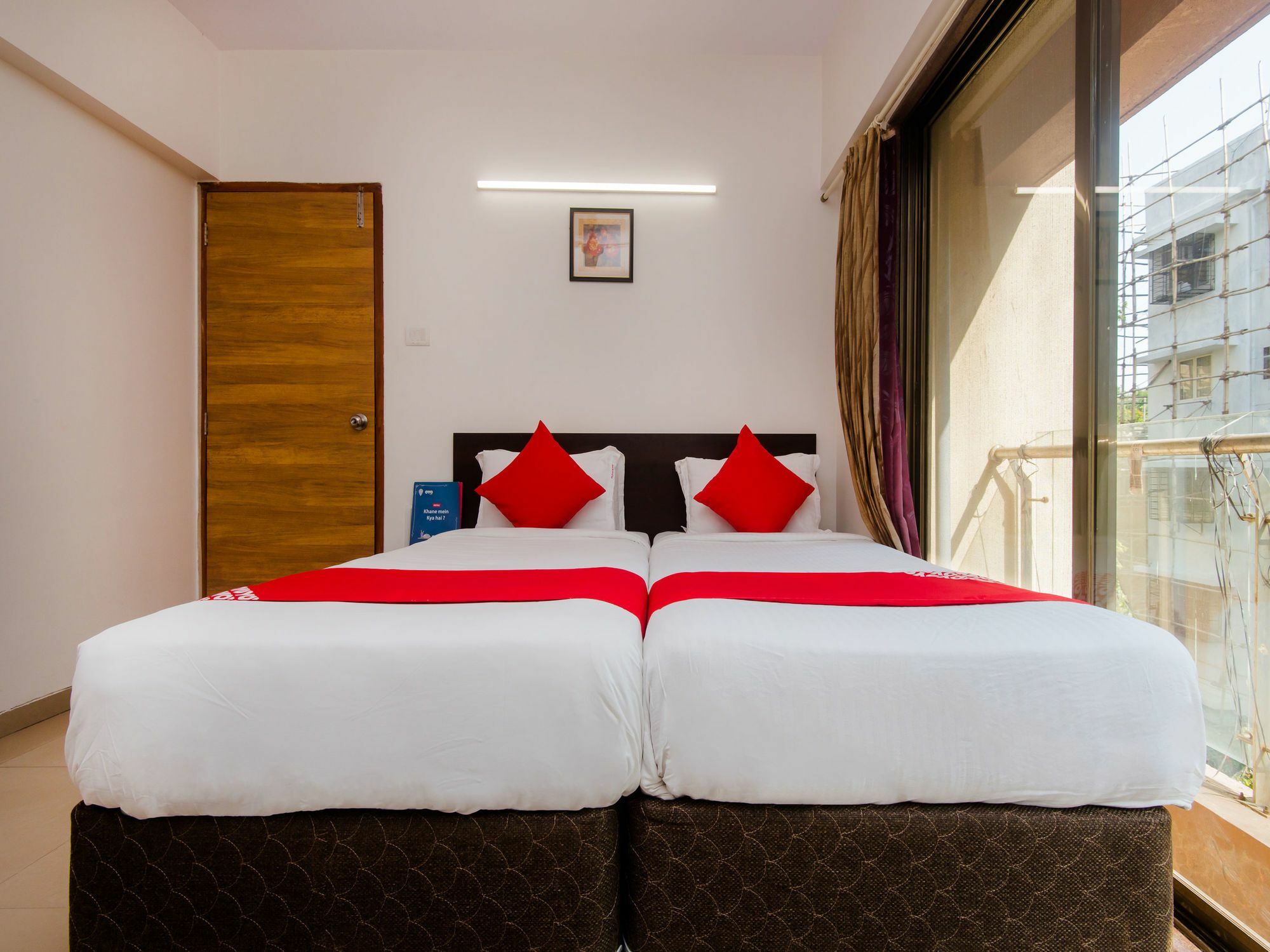 Hotel Oyo 633 Ontime Luxurious Mumbai