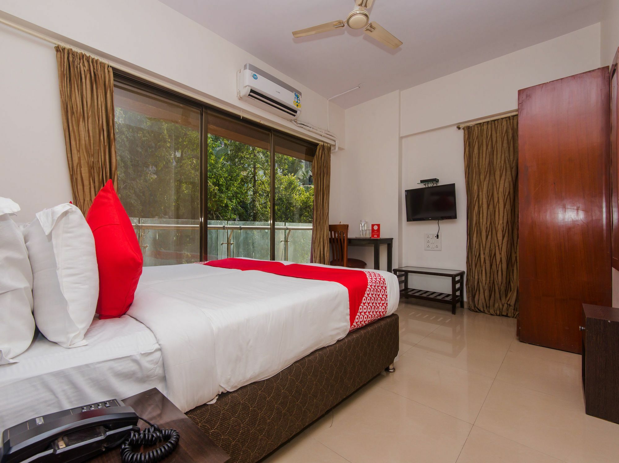 Oyo 633 Ontime Luxurious 2* Mumbai
