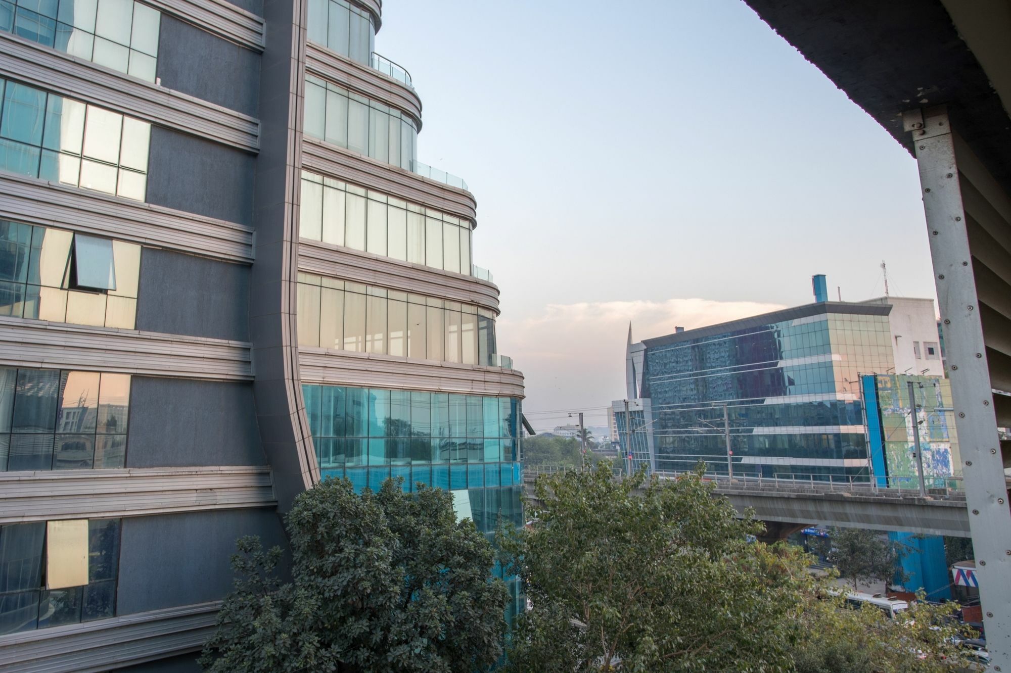 Capital O 60919 Admiral Hotel Mumbai