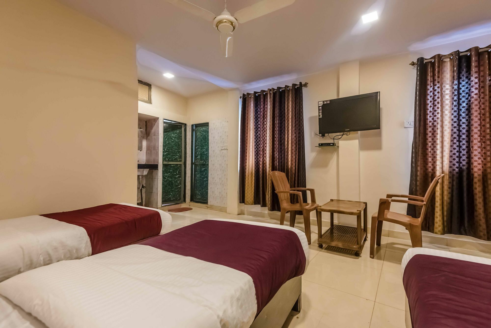 Hotel Oyo 6643 Alfa Regency Mumbai