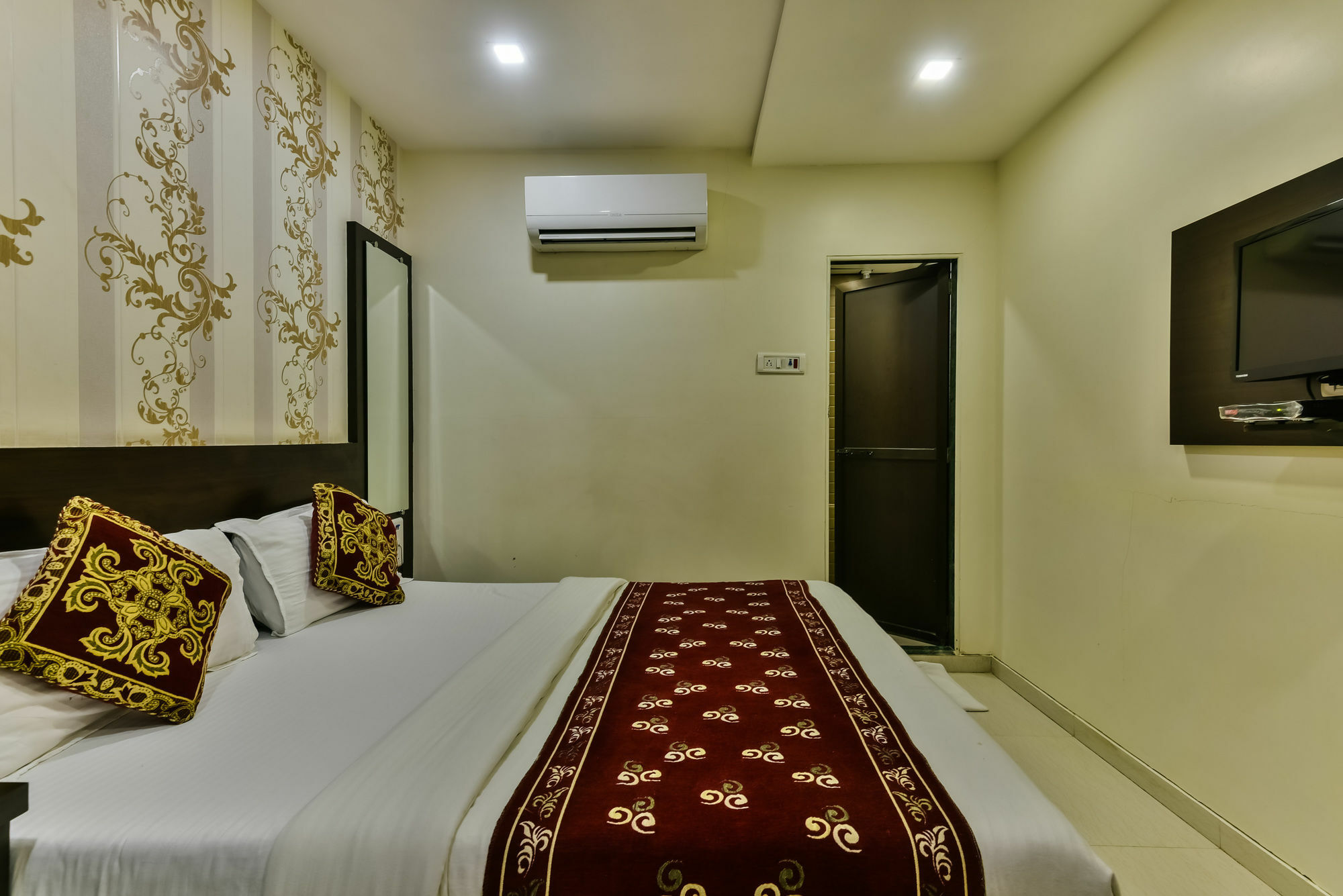 Guestinn Residency Hotel 3*