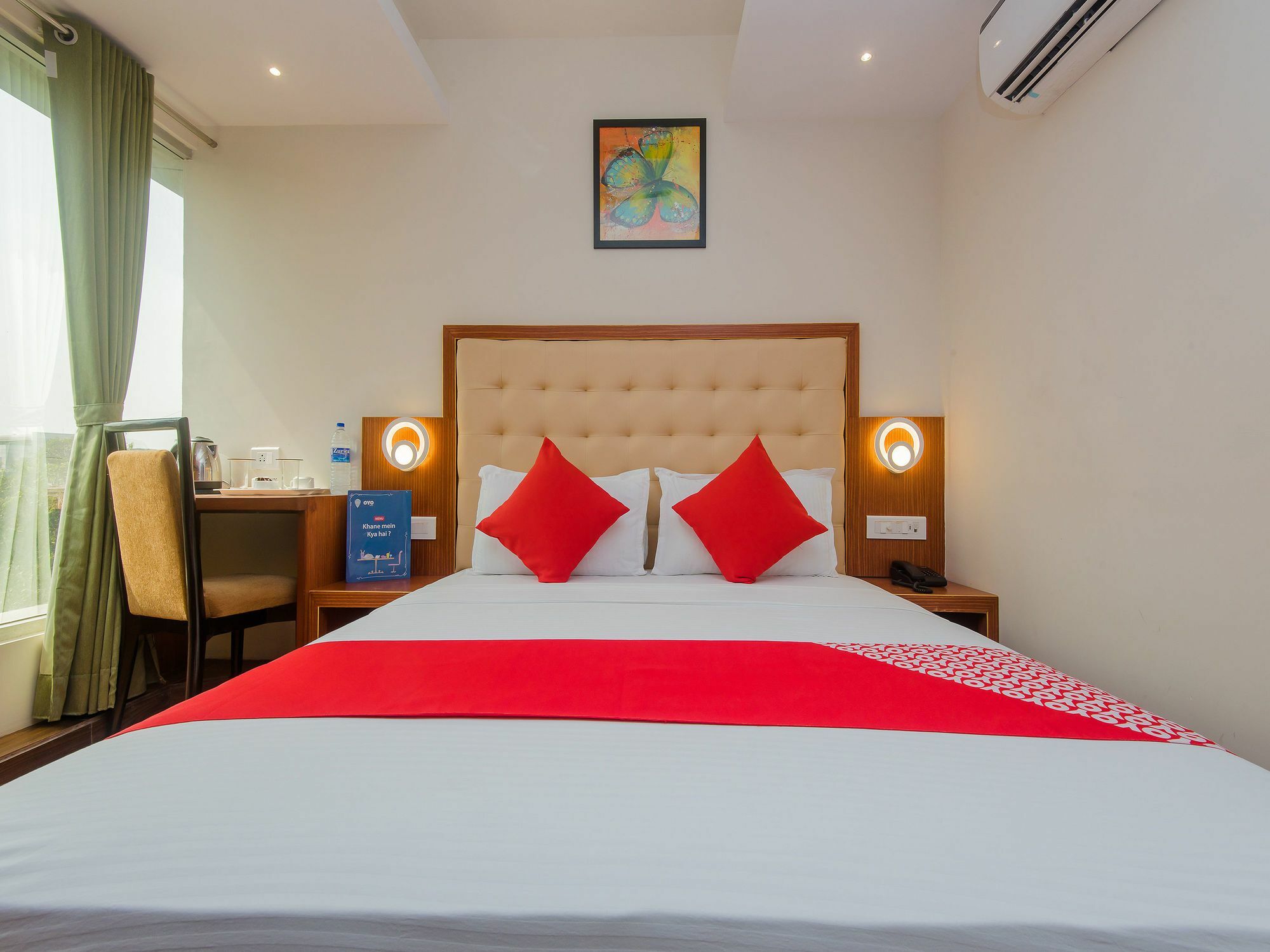 Hotel Oyo 11721 Aromas 2*