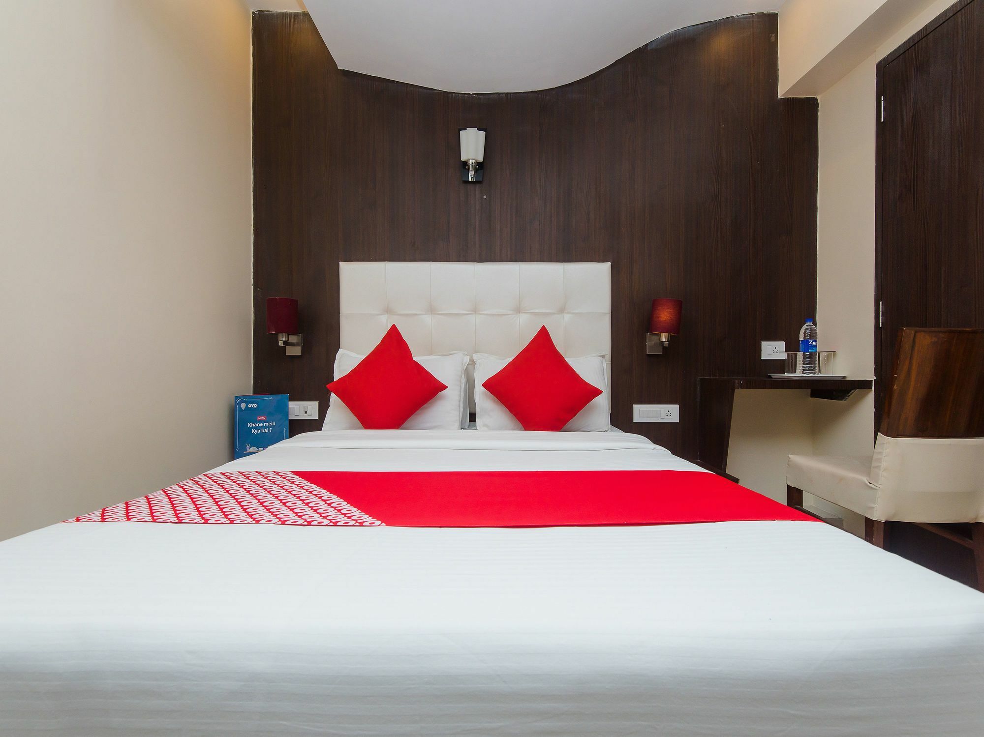 Oyo 4414 Artus Hotel