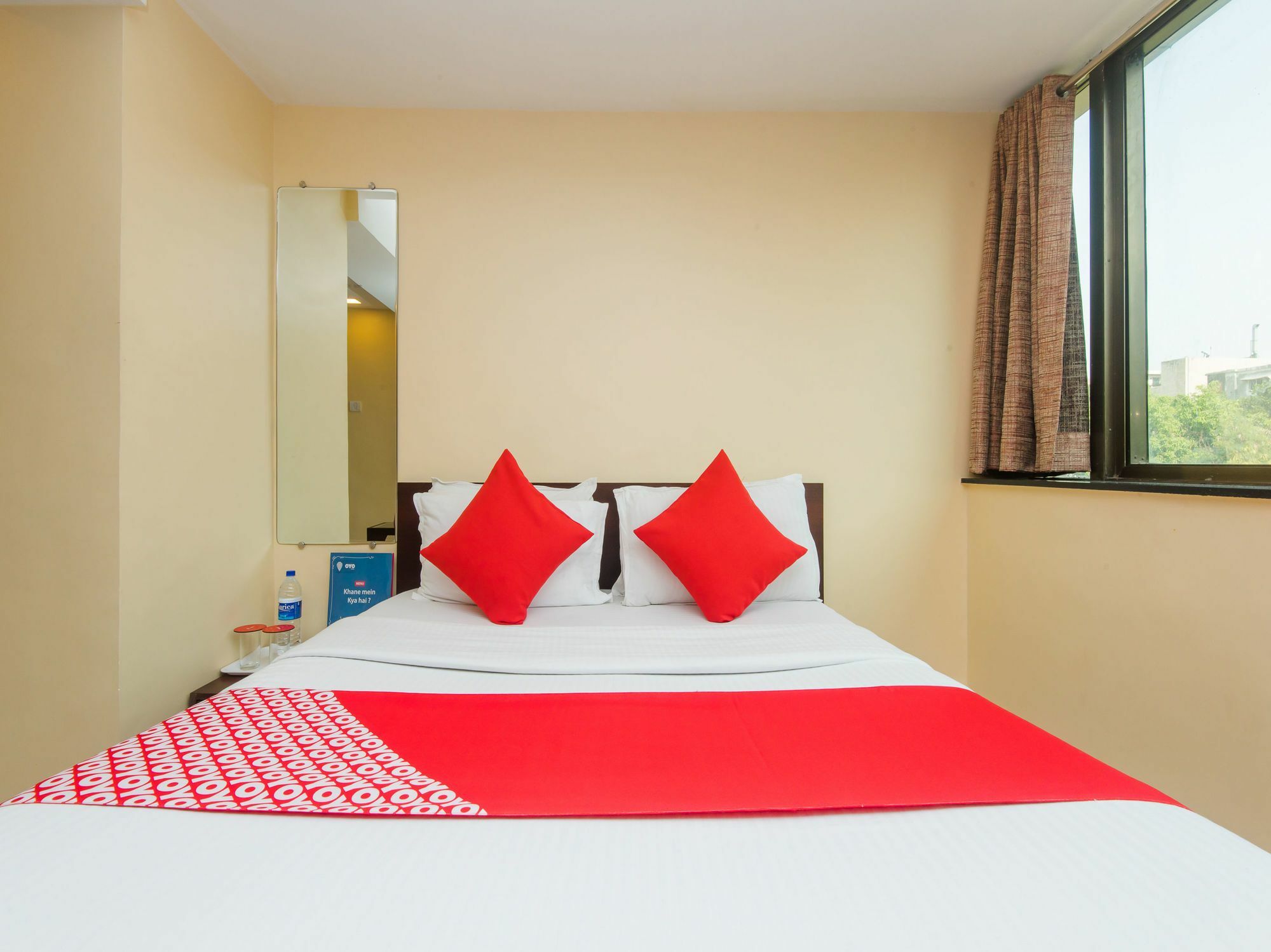 Oyo 4414 Artus Hotel Mumbai