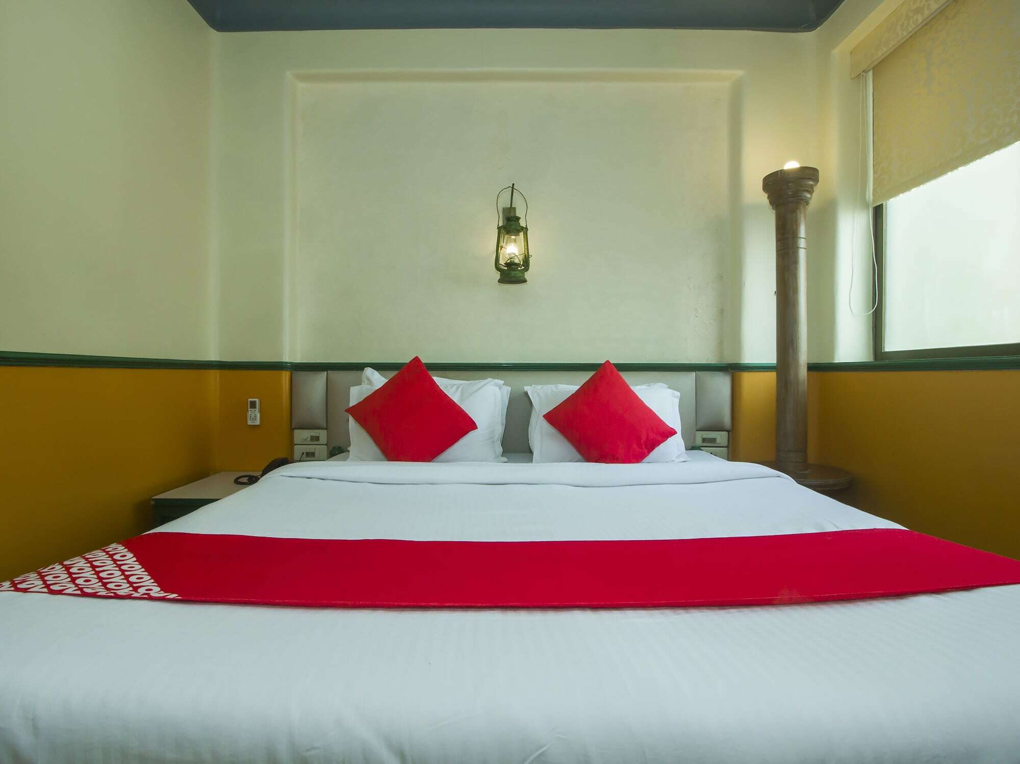 Hotel Oyo 19917 Golden Swan