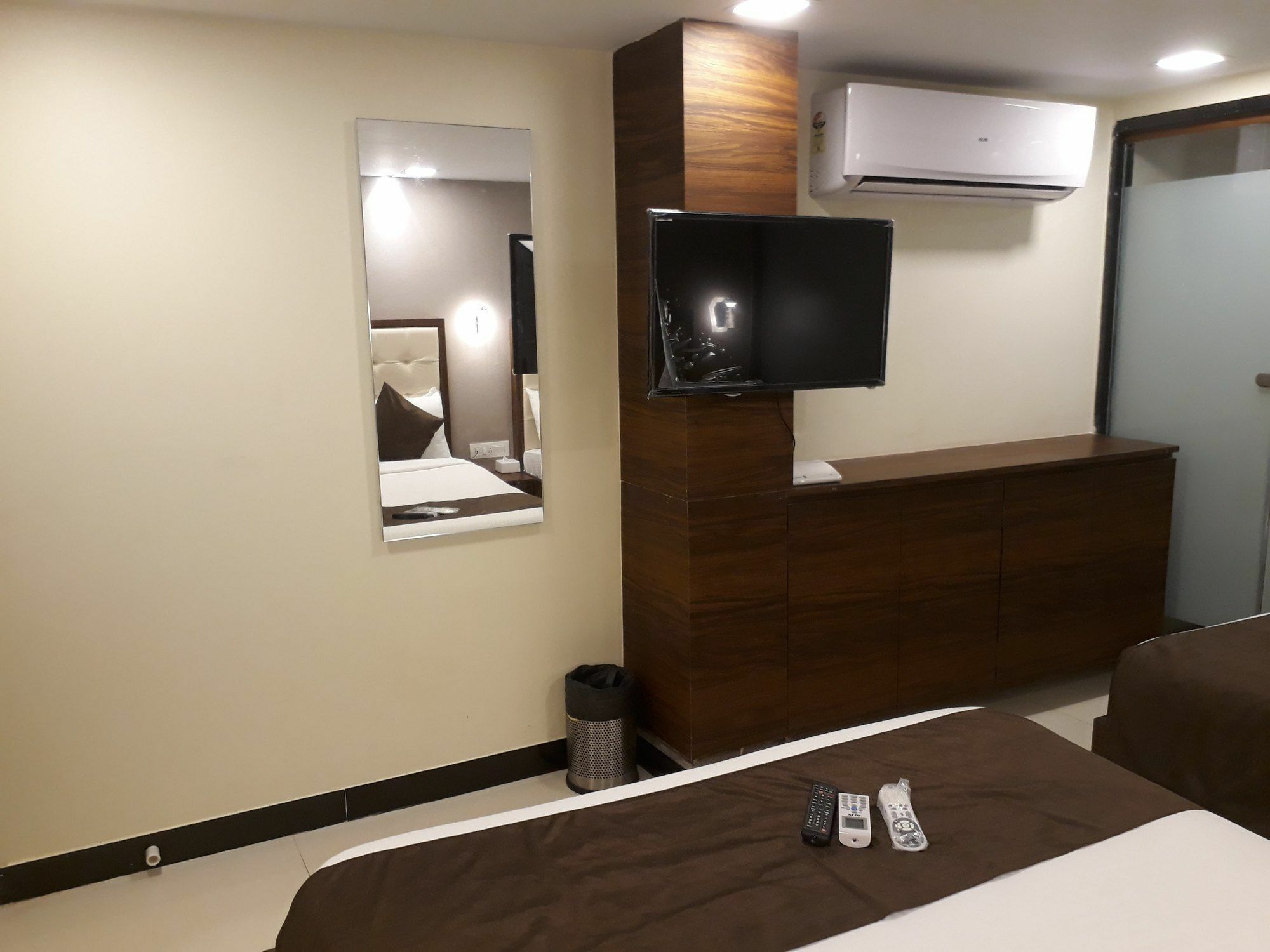 Garden Creek Residency Near Airport Hotel 3*