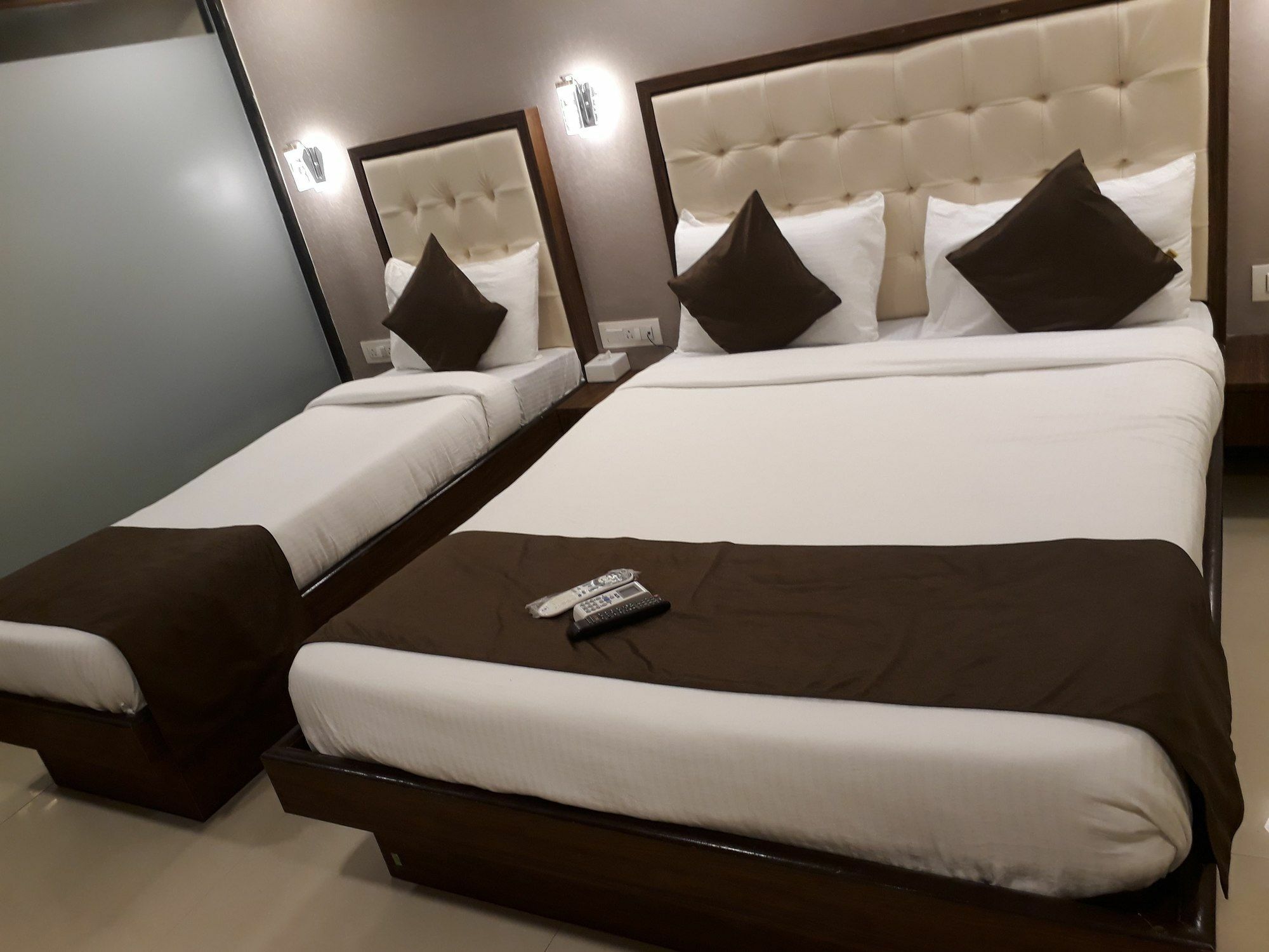 Hotel Garden Creek Residency Near Airport 3*