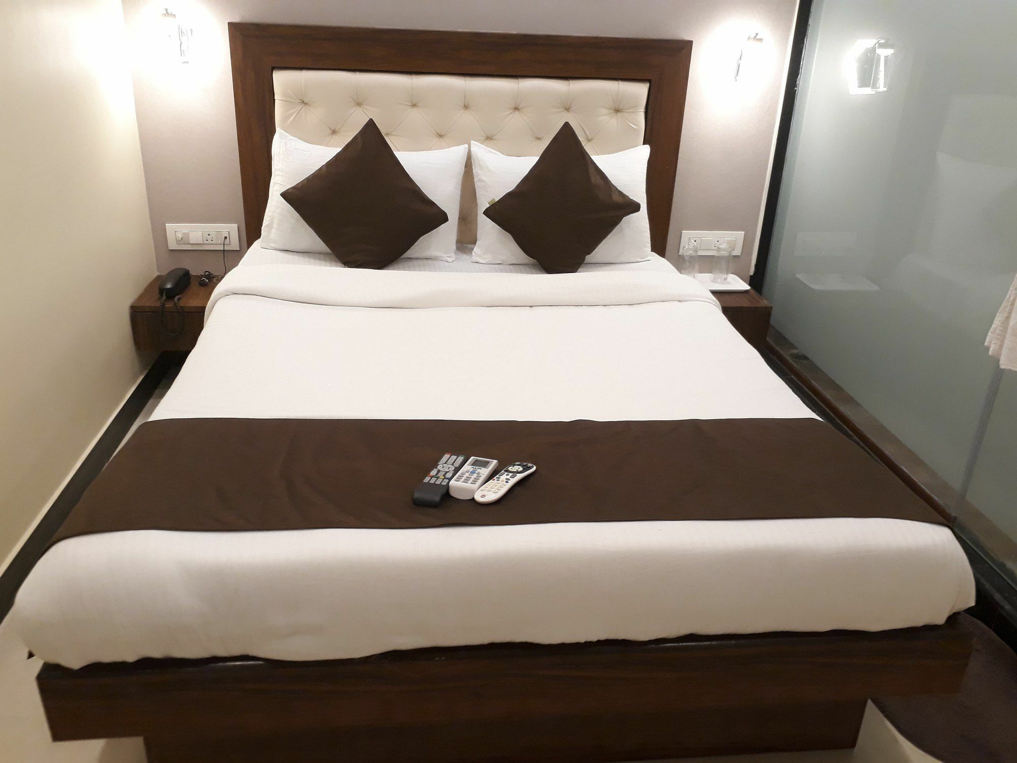 Hotel Garden Creek Residency Near Airport Mumbai