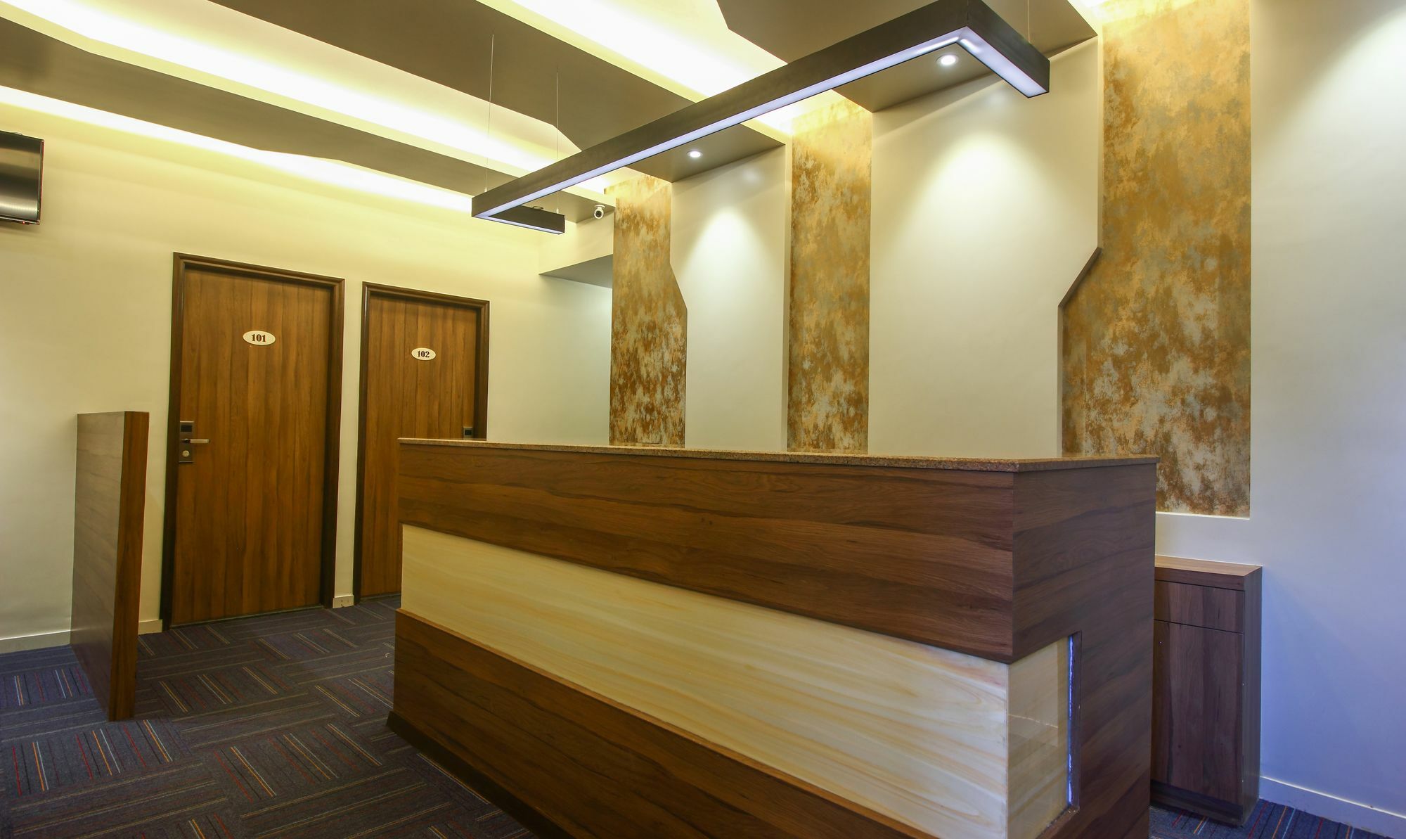 Treebo Phoenix International Hotel Mumbai