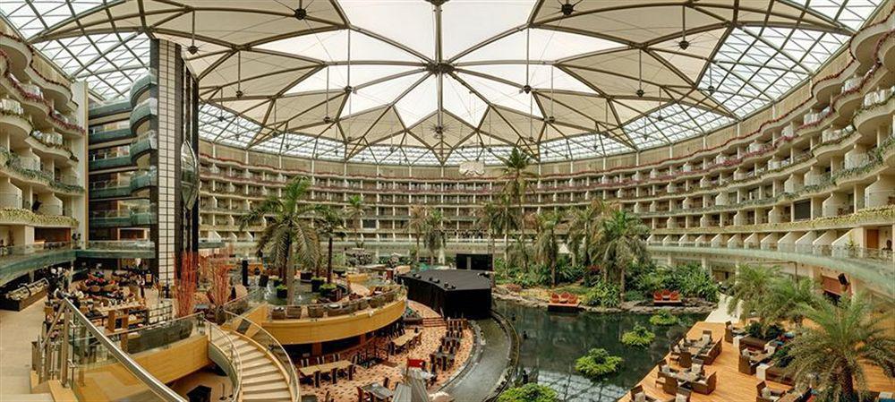 Sahara Star Hotel