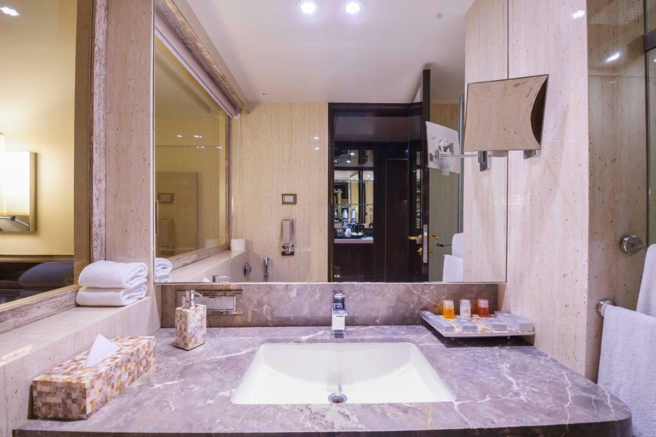 Hotel Sai Palace Grand, Malad 4*