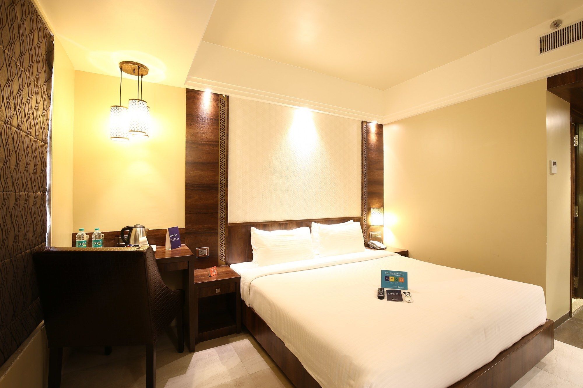 Hotel Crawford Inn Hotel Mumbai