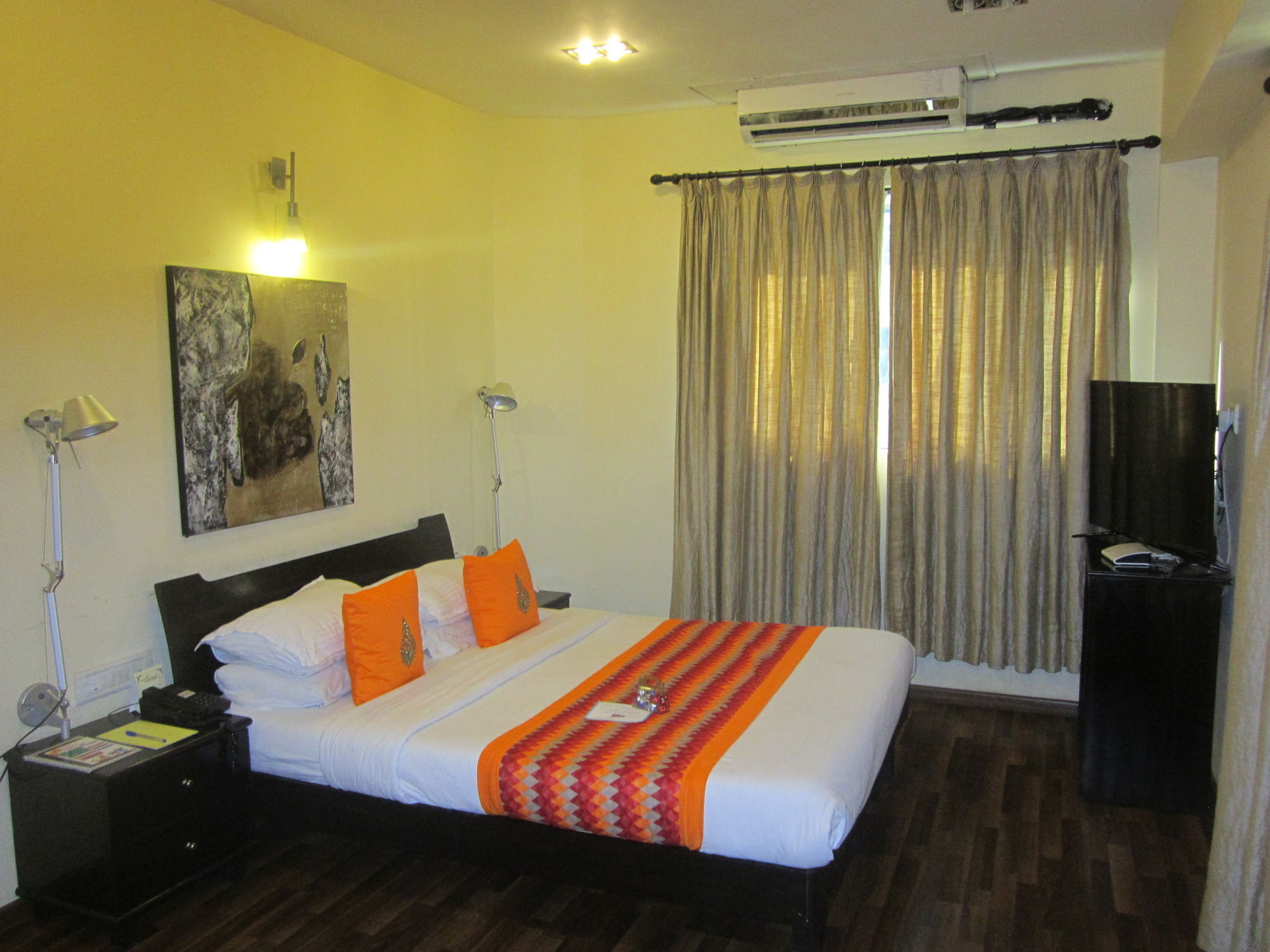 Hotel Orritel West