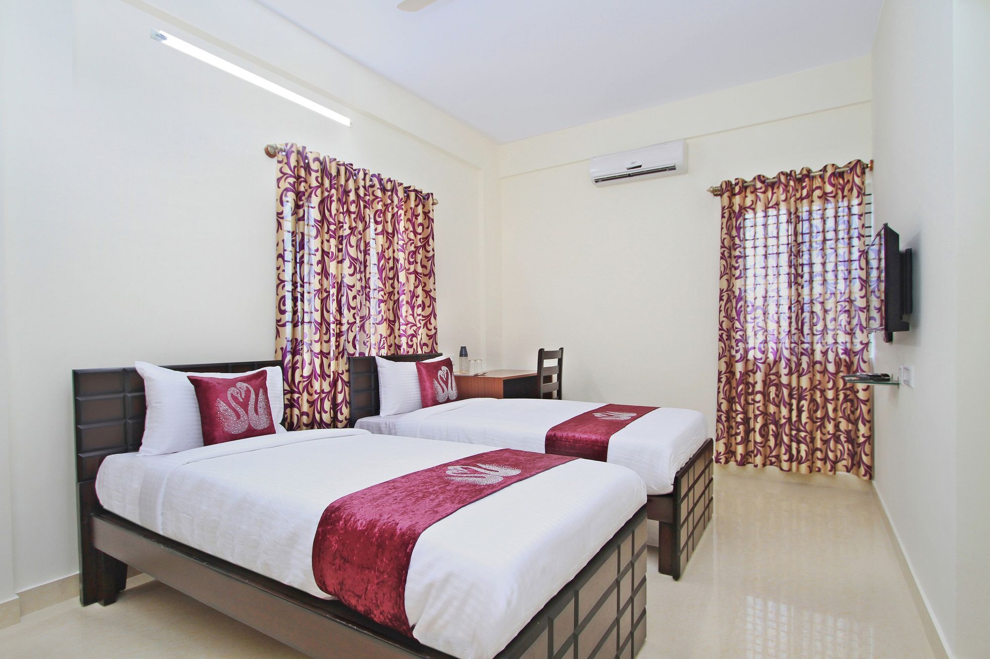 Hotel Oyo 7153 Amber Mumbai