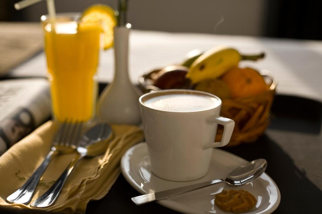 Acomodação com café da manhã  Jewel Of Chembur Bombaim