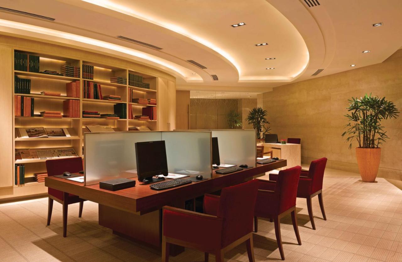 Trident Bandra Kurla Hotel Mumbai