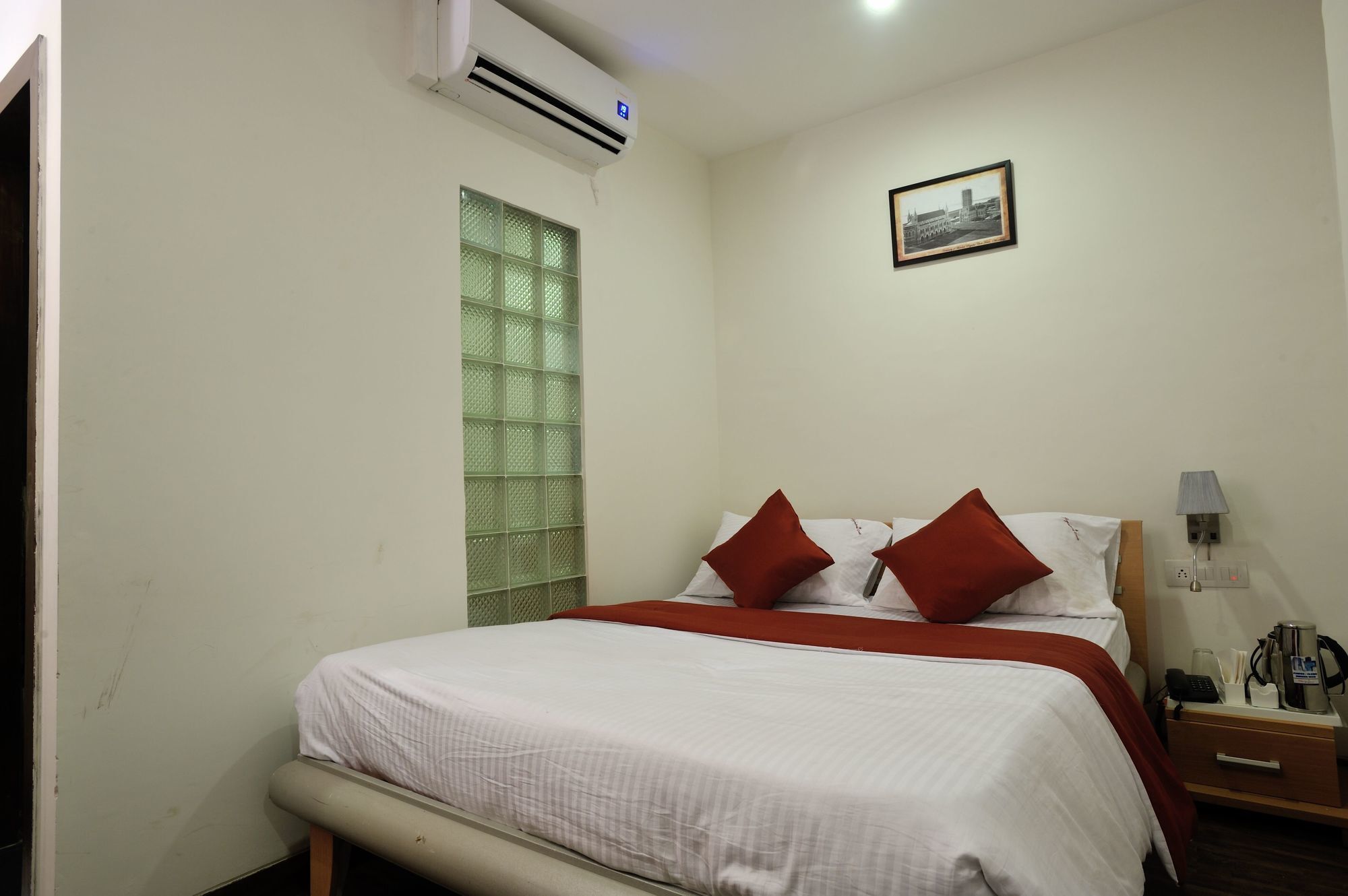 Apartment Signature Crest Chandavali *