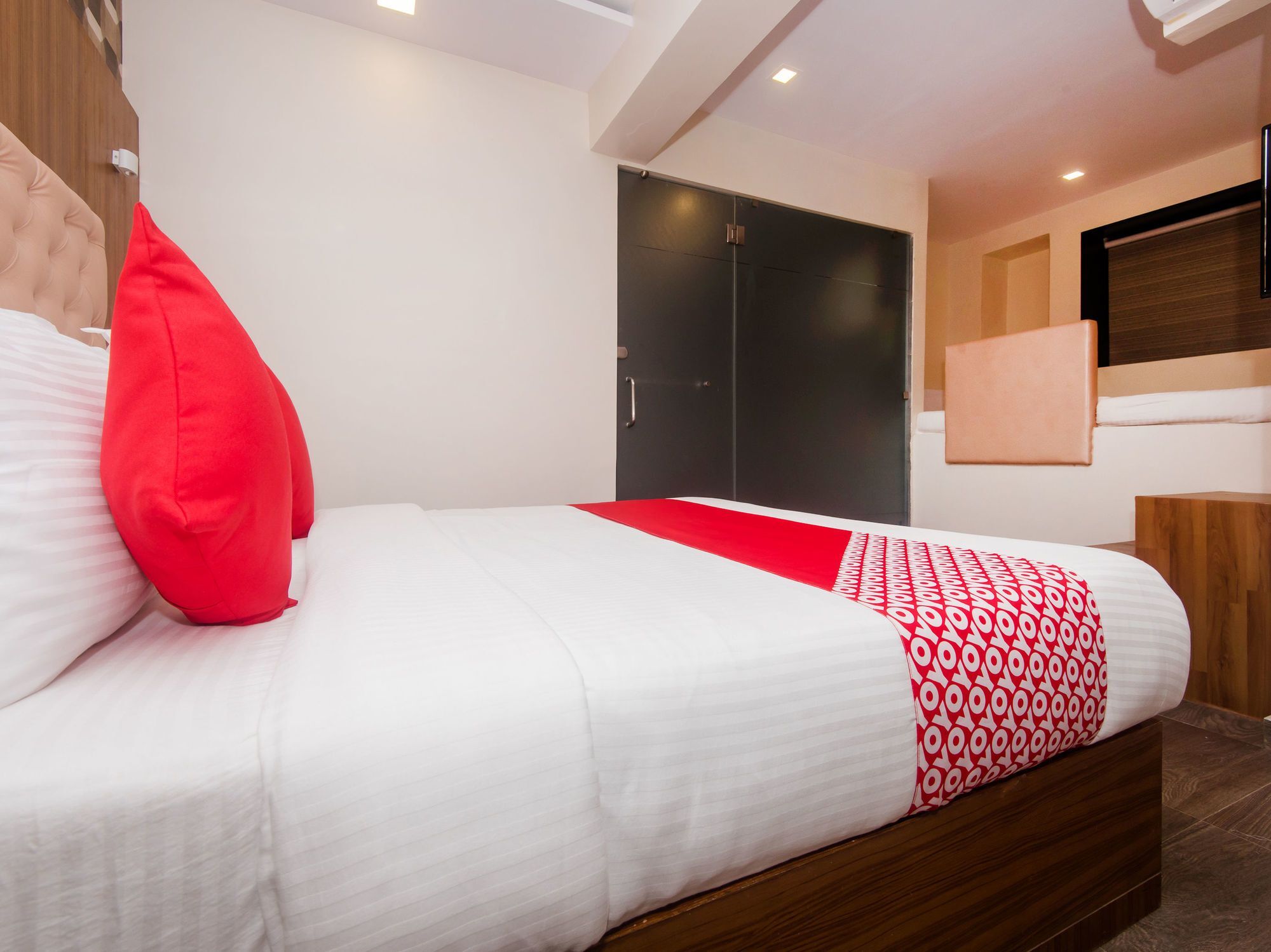 Apartment Oyo 15732 Qubestay Airport Mumbai