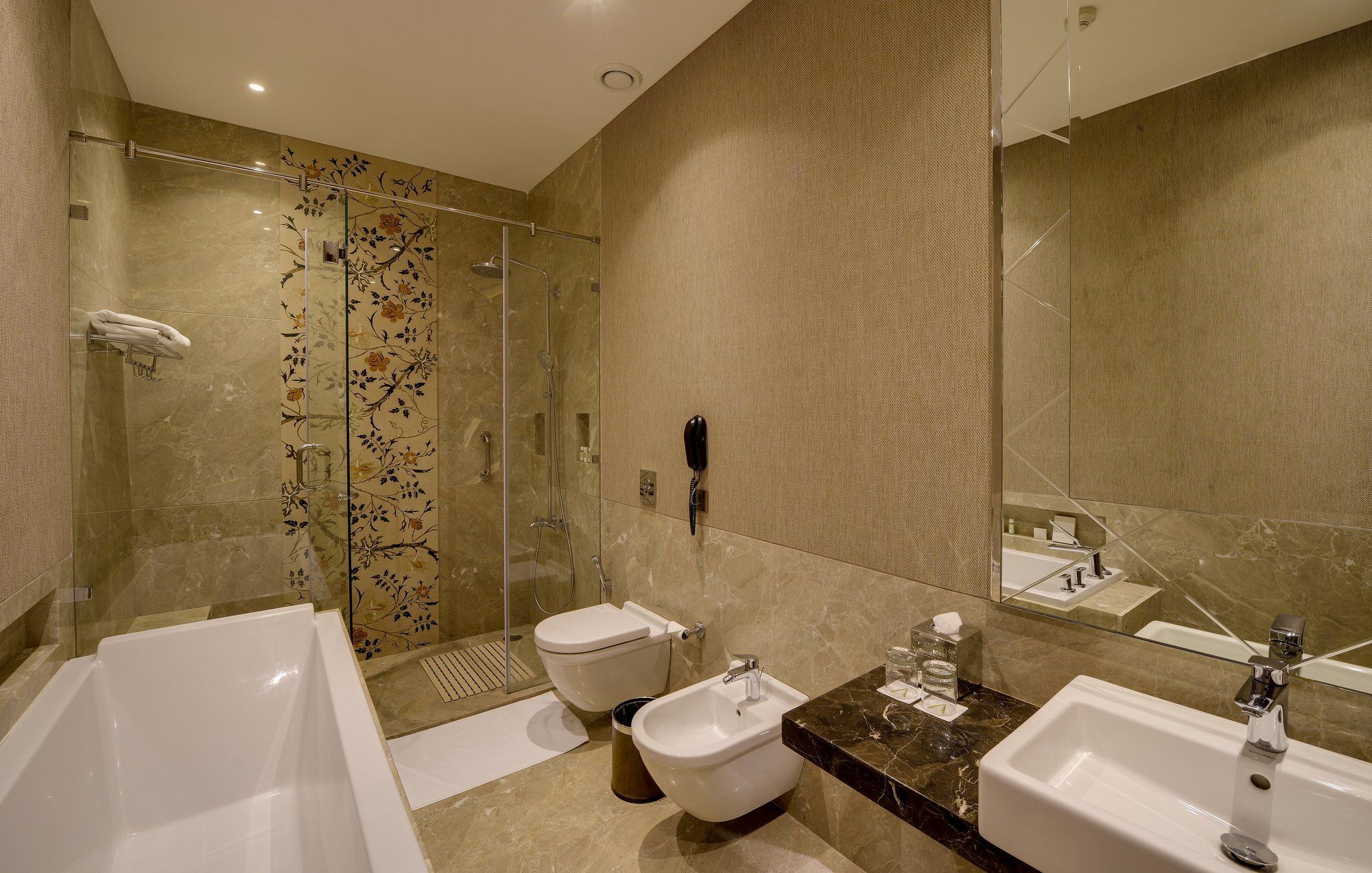 Niranta Airport Transit Hotel-intl Wing 4* Bombaim