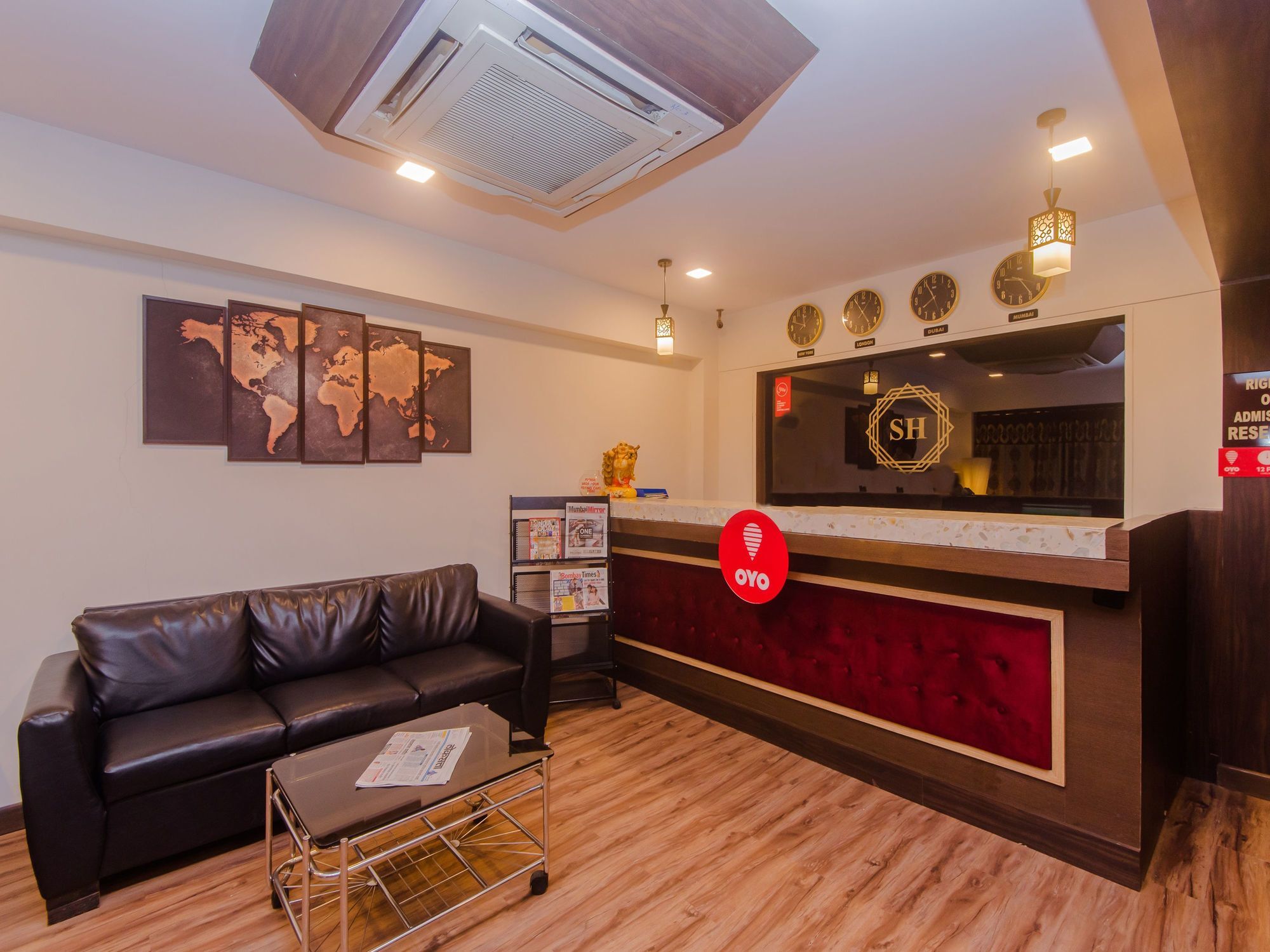 Hotel Oyo 10354 Shantidoot 2*